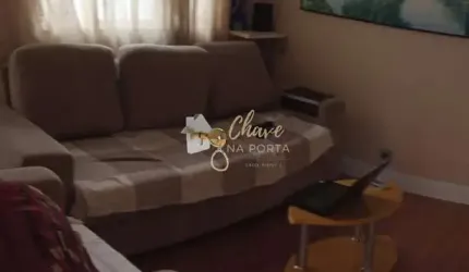 Casa ampla à venda no Jardim das Flores com 3 Dormitórios