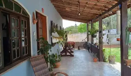 Chácara à venda em Ibiúna com 3 Dormitórios