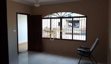 Casa à venda em Interlagos com 3 Dormitórios