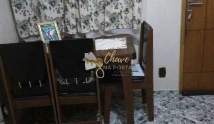 Apartamento à venda na Vila Nova Galvão com 2 Dormitórios