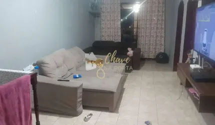 Casa à venda em Itapecerica da Serra com 2 Dormitórios