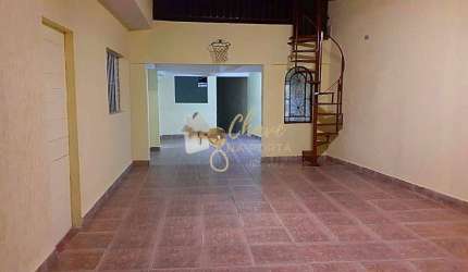 Casa com salão comercial à venda em Diadema com 3 Dormitórios