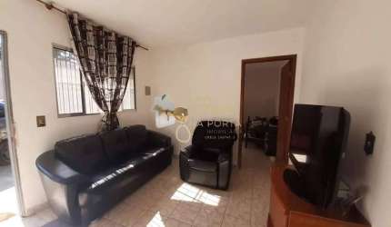 Casa com piscina à venda em Carapicuíba com 5 Dormitórios