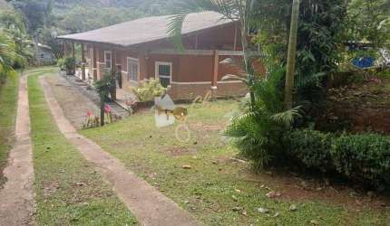Chácara à venda em Embu-Guaçu com 3 Dormitórios