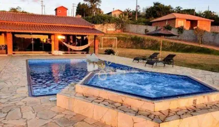 Chácara em condomínio fechado à venda em Ibiúna com 3 Dormitórios