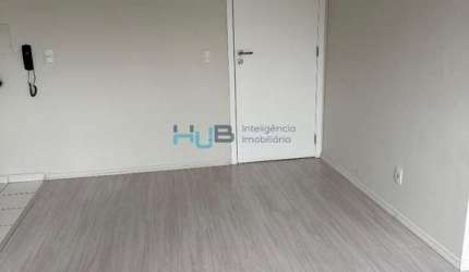 Apartamento com 2 quartos para alugar na Pedro Viriato Parigot de Souza, 1391, Chácara Manella, Cambé por R$ 900