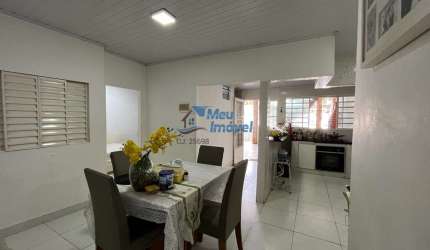 QR 2 Candangolândia Casa 2 quartos lote 128m² 2 suites 3 vagas Ac Financiamento