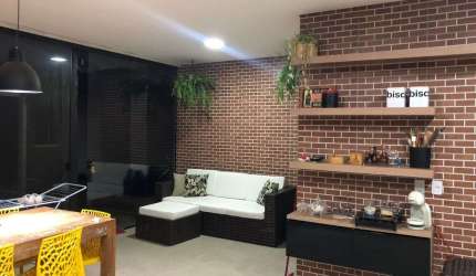 SHA conjunto 5 Casa 4 Quartos 3 Suítes 2 Vagas Lote 400 m² Útil 285 m²