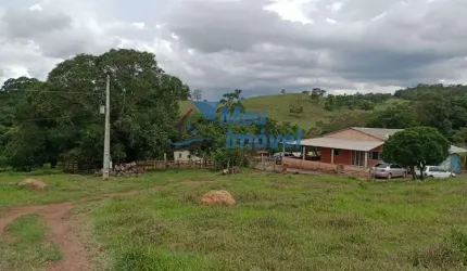 Sítio Mato Grande Luziânia 2 Casas 6 Quartos 1 Suíte 2 Vagas 315m² Área de Fundos