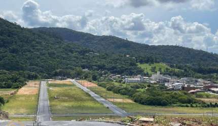 Terreno à venda, 300 m² por R$ 350.000,00 - Bairro Rio Pequeno - Camboriú/SC