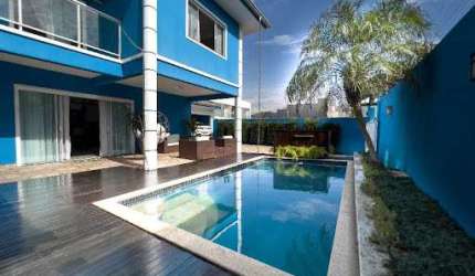 Casa com 5 dormitórios à venda, 320 m² por R$ 5.000.000,00 - Praia dos Amores - Balneário Camboriú/SC
