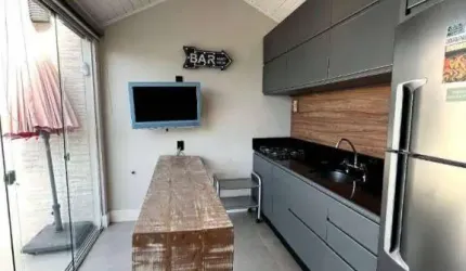 Casa com 3 dormitórios à venda, 200 m² por R$ 2.250.000,00 - Praia dos Amores - Balneário Camboriú/SC