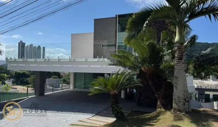 Casa com 4 dormitórios à venda, 432 m² por R$ 5.900.0000 - Barra - Balneário Camboriú/SC