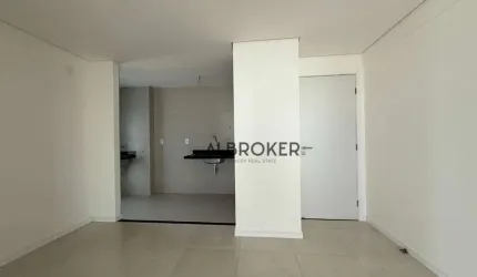 Na Aldeota  Apartamento com 2 dormitórios à venda, 66 m² por R$ 650.000 - Aldeota - Fortaleza/CE