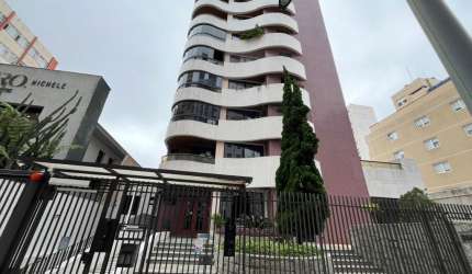 Apartamento 2 qtos Mobiliado a Venda no Centro em Curitiba Parana