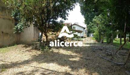 Terreno à venda com , 678m² em Barreiros São José
