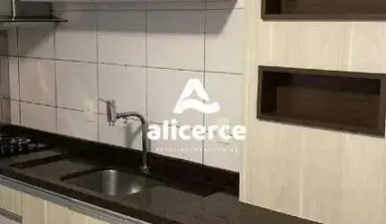Apartamento à venda com 2 quartos 1 suíte, 79m² em Barreiros São José