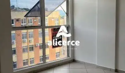 Excelente Sala Comercial na Rua Saldanha Marinho