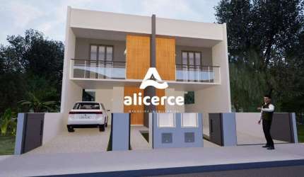 Sobrado à venda com 3 quartos 1 suíte, 117m² em Forquilhas São José