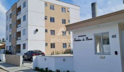 Apartamento em construção, perto do mar, em Palhoça, com elevador e sacada