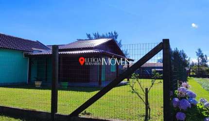 Casa com 2 quartos à venda no Centro, Balneário Pinhal , 450 m2 por R$ 180.000