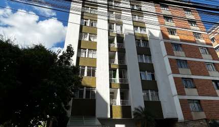 Apto de 3 quartos no centro