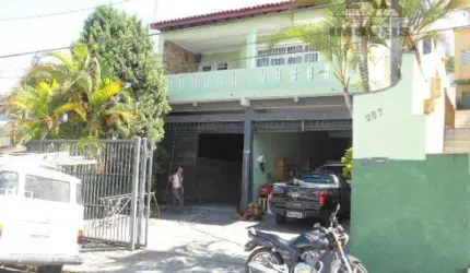 Sobrado à venda, 330 m² por R$ 1.800.000,00 - Jardim Rincão - Arujá/SP