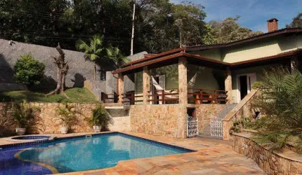 Chácara com 3 dormitórios à venda, 2000 m² por R$ 2.200.000 - Copaco - Arujá/SP