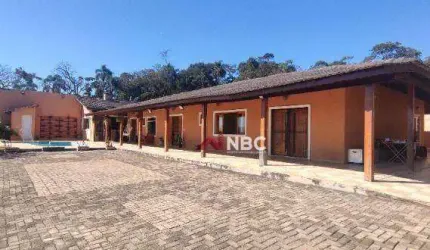 Chácara com 4 dormitórios à venda, 1400 m² por R$ 1.500.000,00 - Bairro do Pirituba - Arujá/SP