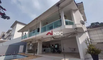 Casa com 4 Suítes à venda, 375 m² por R$ 1.900.000 - Arujázinho IV - Arujá/SP