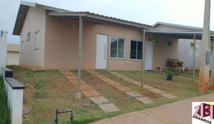 Casa em Condomínio à Venda em Boituva-SP - 2 Quartos, 1 Sala, 1 Banheiro, 1 Vaga de Garagem - Ótima Oportunidade!