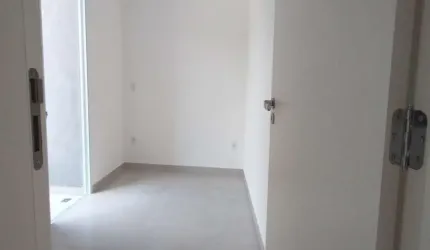 Sobrado a venda em Boituva, Residencial Vitiello, com 02 dormitórios, 01 vaga e entrada independente
