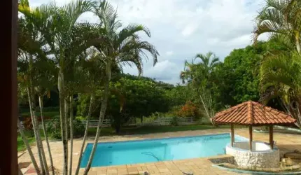 MARAVILHOS SITIO NA BAIRRO DOS PINHAIS - BOITUVA