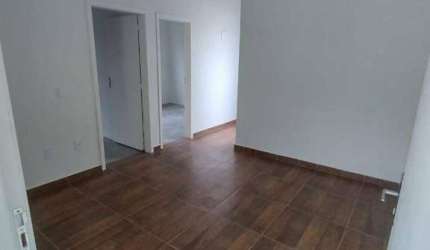 Casa com 3 dormitórios à venda, 90 m² por R$ 320.000,00 - Vila São Geraldo - Varginha/MG