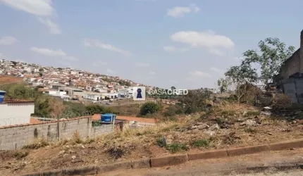Terreno à venda, 324 m² por R$ 85.000,00 - Jardim Áurea - Varginha/MG