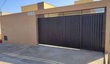 Casa com 2 dormitórios à venda, 75 m² por R$ 320.000,00 - Sagrado Coração - Varginha/MG