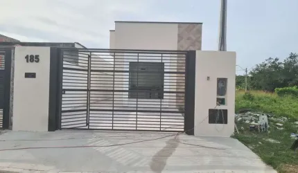 Casa com 2 dormitórios à venda, 58 m² por R$ 385.000,00 - Perequê Mirim - Caraguatatuba/SP