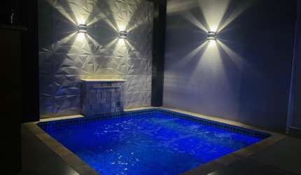 Sobrado em Condomínio com Piscina aquecida