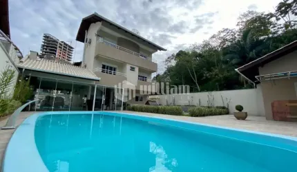 Casa com 4 quartos à venda na Vila Nova, Porto Belo , 222 m2 por R$ 4.990.000