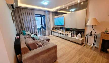 Apartamento com 3 quartos à venda no Centro I, Brusque  por R$ 790.000