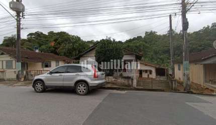 Casa com 5 quartos à venda no Azambuja, Brusque  por R$ 600.000