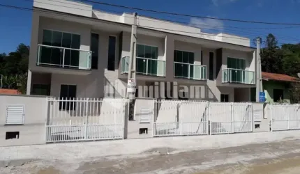 Casa com 2 quartos à venda no Bateas, Brusque , 70 m2 por R$ 329.900