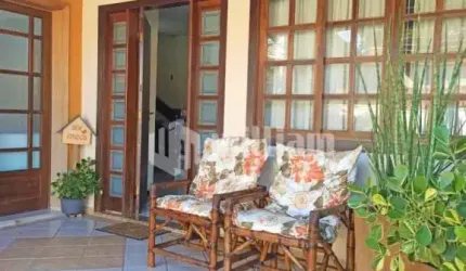 Casa com 4 quartos à venda no Águas Claras, Brusque , 260 m2 por R$ 850.000