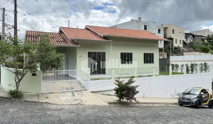 Casa com 3 quartos à venda no Azambuja, Brusque , 93 m2 por R$ 469.000