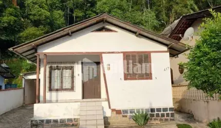 Casa à venda no Primeiro de Maio, Brusque , 78 m2 por R$ 447.000