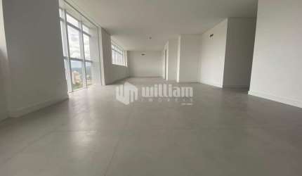 Ponto comercial para alugar no Centro I, Brusque  por R$ 2.230