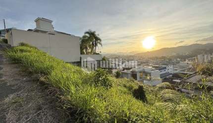 Terreno à venda no Primeiro de Maio, Brusque  por R$ 699.000