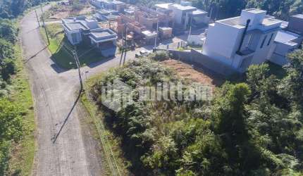 Terreno à venda no Primeiro de Maio, Brusque , 343 m2 por R$ 385.000