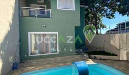 Imperdível casa à venda em Jacareí-SP, Loteamento Villa Branca: 4 quartos, 3 suítes, 2 salas, 5 banheiros, 2 vagas de garagem, 190m²!