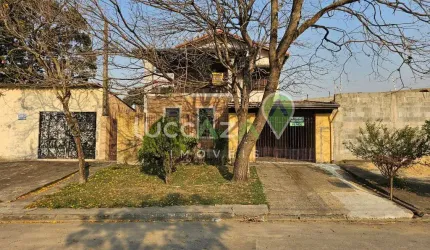 Imperdível: Casa à venda em Jacareí-SP, Jardim Elza Maria. 3 quartos, 1 suíte, 1 sala, 3 banheiros, 1 vaga de garagem, 241 m².
